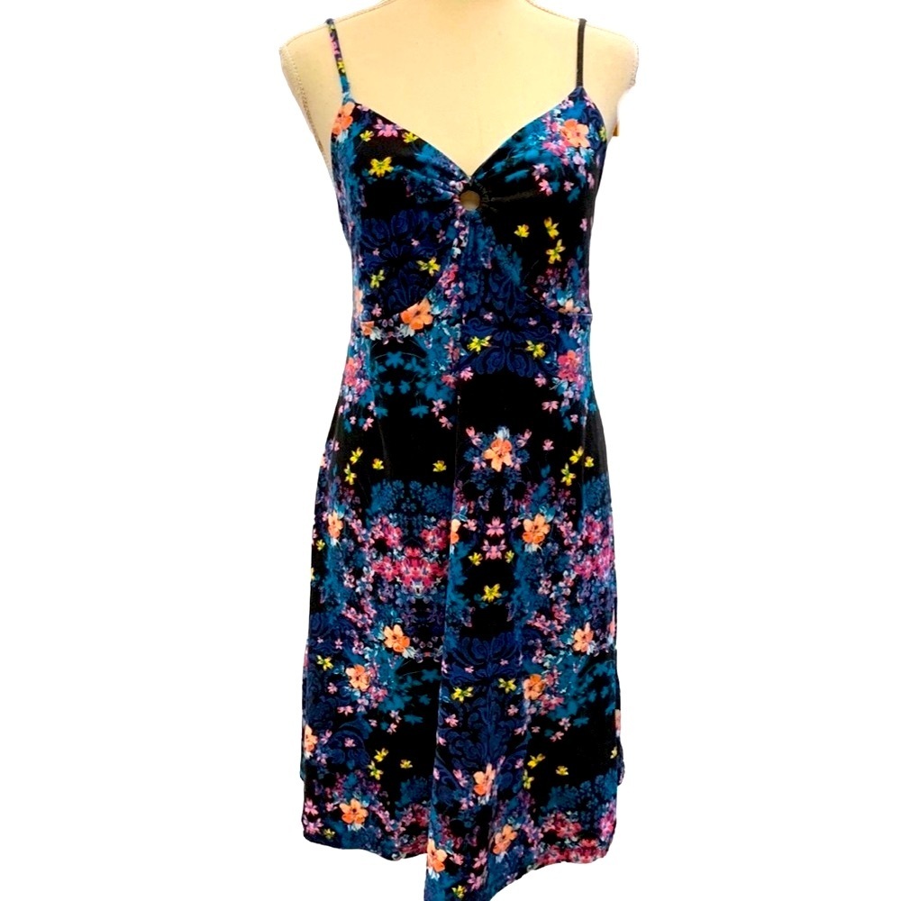 Mudd Floral Mini Sun Dress - Picture 2 of 4